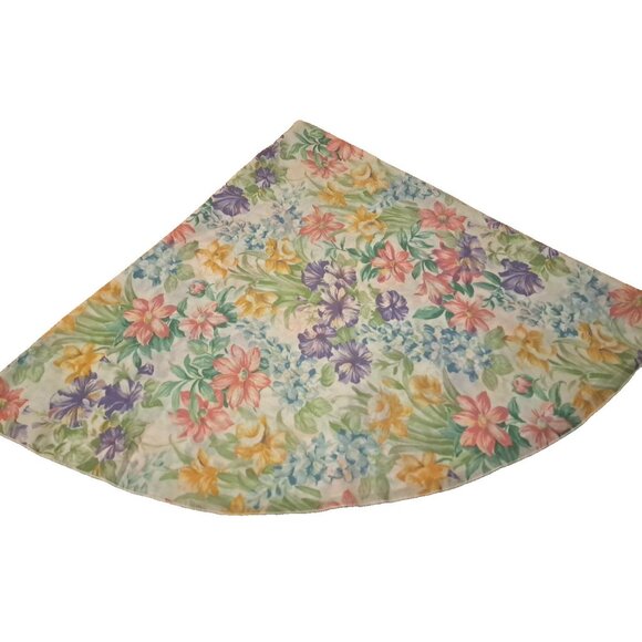 Round Floral Tablecloth Pastel Spring Pink Yellow Purple Cottage Country 69" - Picture 2 of 4